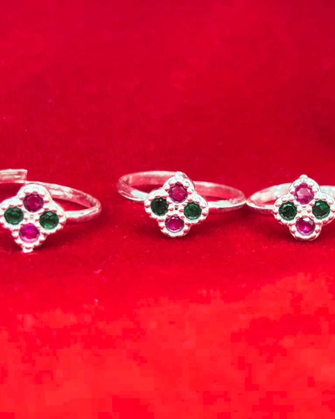 Real Silver Red & Green stone Bichiya/ Toe rings (set of 4 pieces)