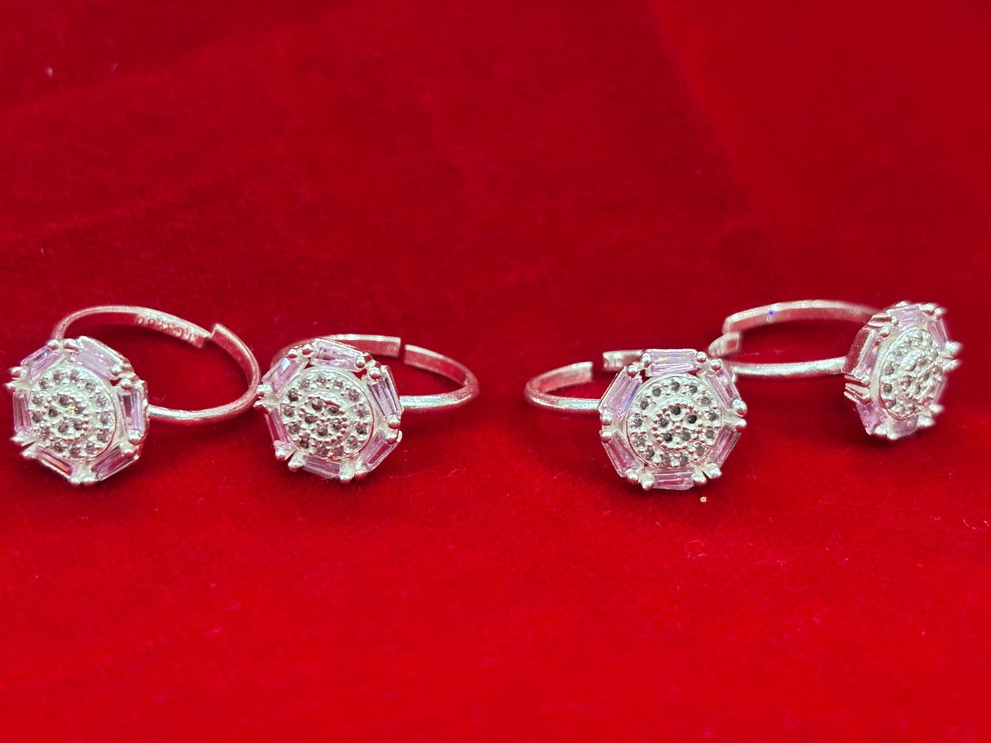 Real Silver Pink & white stone Hexagonal Bichiya/ Toe rings (set of 4 pieces)